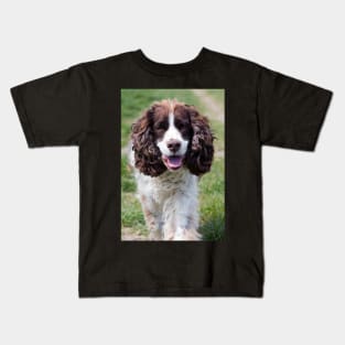 english springer spaniel walking Kids T-Shirt